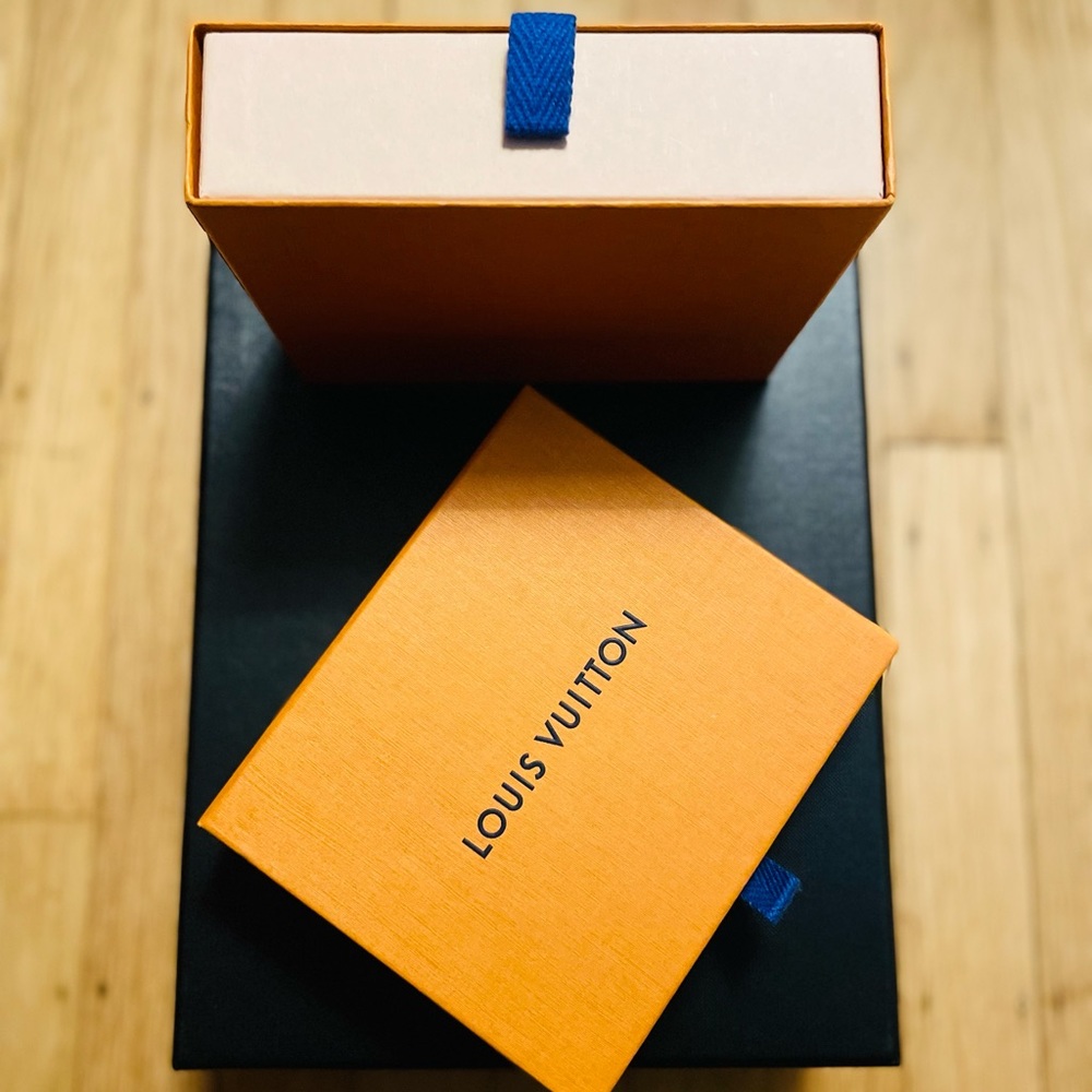 Louis Vuitton empty gift box